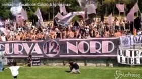 Il coro dei tifosi del Palermo sulle note di “Ostia lido” di J-Ax: “Cosa importa se ora sei fallito”