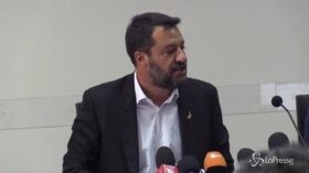 Crisi di governo, le bordate di Salvini a Conte e M5s