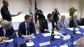 Crisi governo, Salvini tenta di ricucire lo strappo. No del M5s