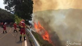 Gran Canaria, continuano le operazioni per spegnere il maxi incendio