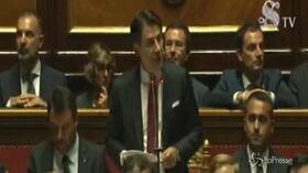 Conte: “Crisi viola un impegno che Salvini aveva sottoscritto”