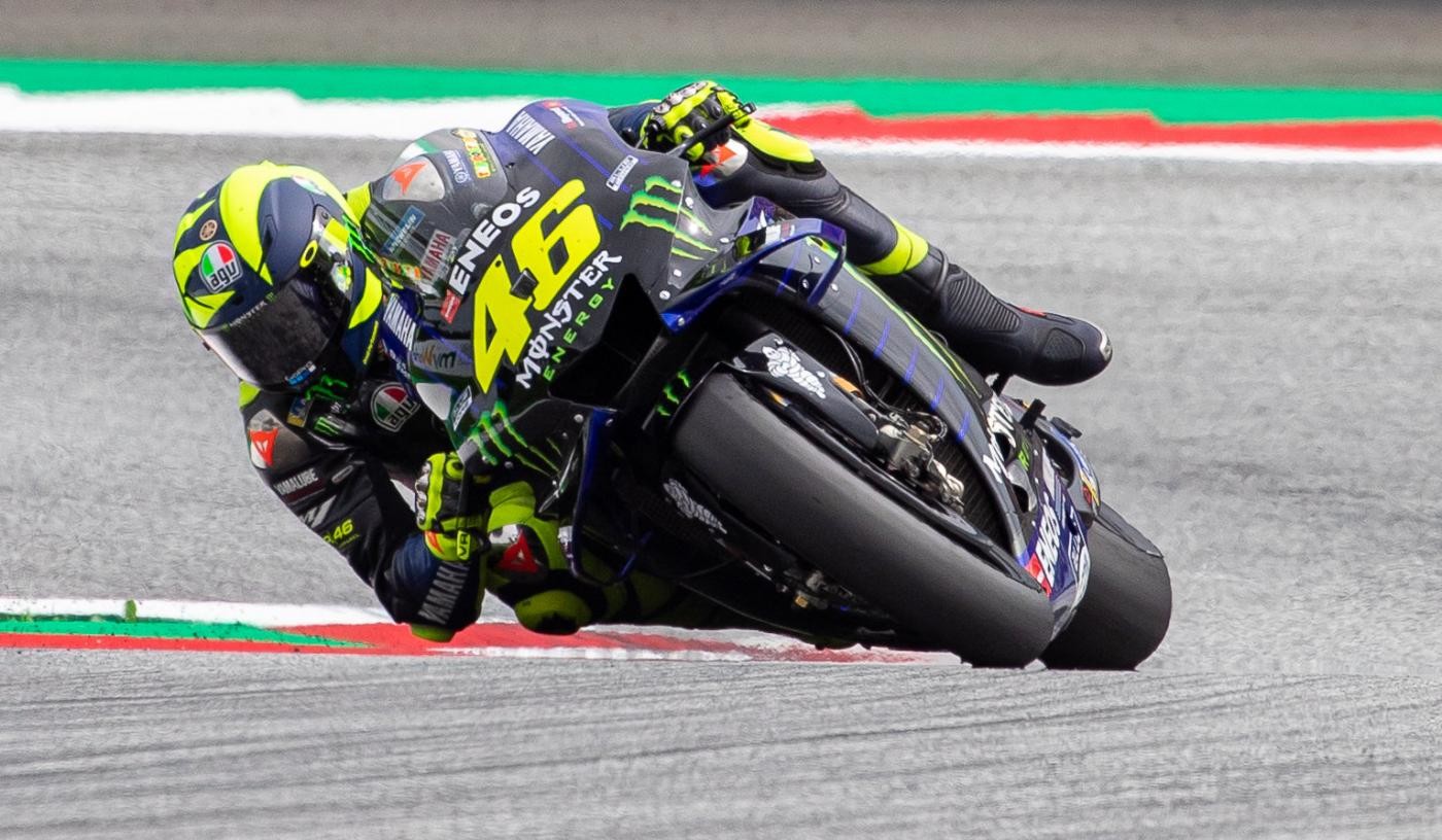 Gp Gran Bretagna: pole position a Marquez, Rossi secondo