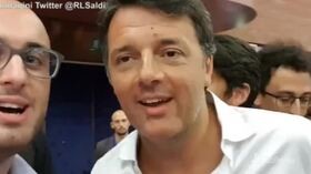 Video selfie con Renzi: “E i 49 milioni?”, lui: “Sono il Matteo sbagliato”