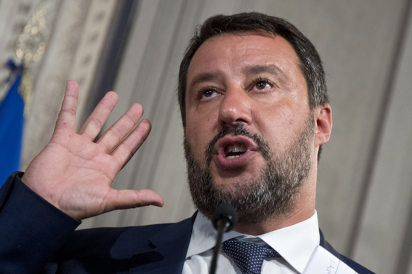 Salvini chiama la piazza, Renzi gli risponde: “Sei politicamente finito”