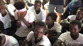 Mare Jonio, l’allarme dei medici: “Manca acqua per uso igienico”
