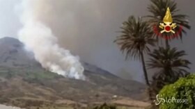Stromboli, stop alla lava ma rimane l’emergenza