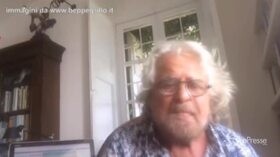 Beppe Grillo al Pd: “E’ occasione unica, compattiamo i pensieri”