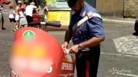 Roma, controlli tra San Pietro e Castel Sant’Angelo: scoperti promoter abusivi “saltafile”