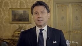Governo, Conte: “Occasione unica, non servono supereroi”