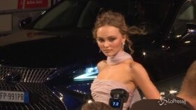 Le giovani star Timothée Chalamet e Lily-Rose Depp alla conquista di Venezia
