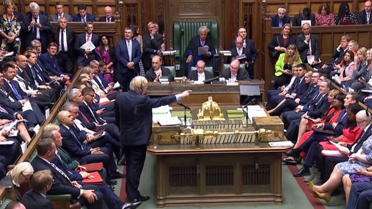 Brexit, ok definitivo Comuni a legge anti no deal. Sconfitto Johnson che chiede elezioni anticipate
