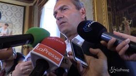 Governo, De Magistris: “Si passa dal Matteo 1 al Matteo 2”