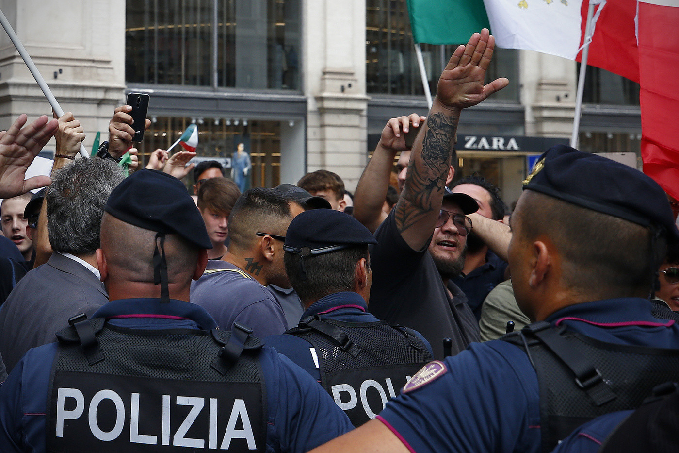 Meloni e Salvini in piazza contro il Governo Conte bis – FOTO