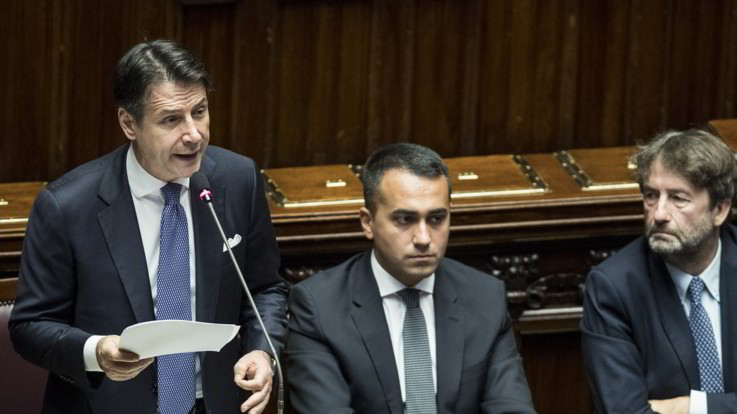 Conte difende M5S e attacca Lega: insorge l'opposizione