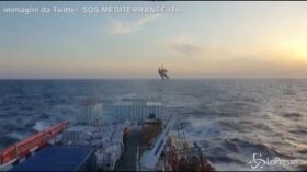 Donna incinta e marito evacuati da Ocean Viking a largo di Malta