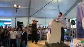 Salvini: “Renzi e Boschi nemmeno comunisti, quelli erano seri. Loro sono traditori e poltronari”