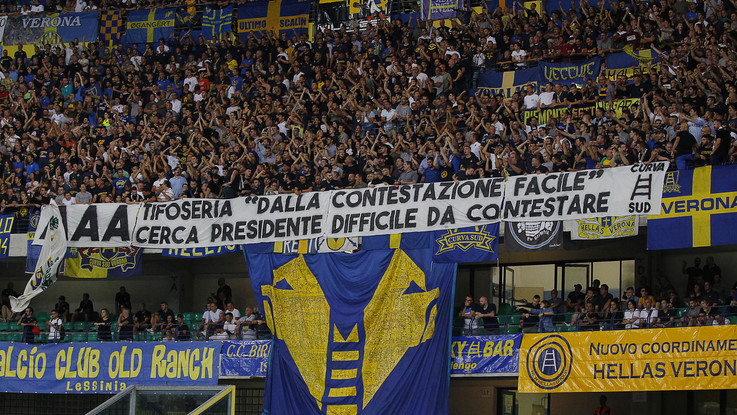 Buu razzisti allo stadio, il Verona si difende: "Qualcuno frastornato dai decibel del nostro tifo"