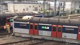 Hong Kong, deraglia treno all’ora di punta: diversi feriti