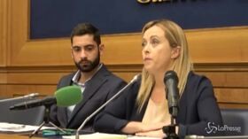 Meloni: “Su Conte giudizio totalmente negativo, ma rispetto sua decisione di essere con noi ad Atreju”