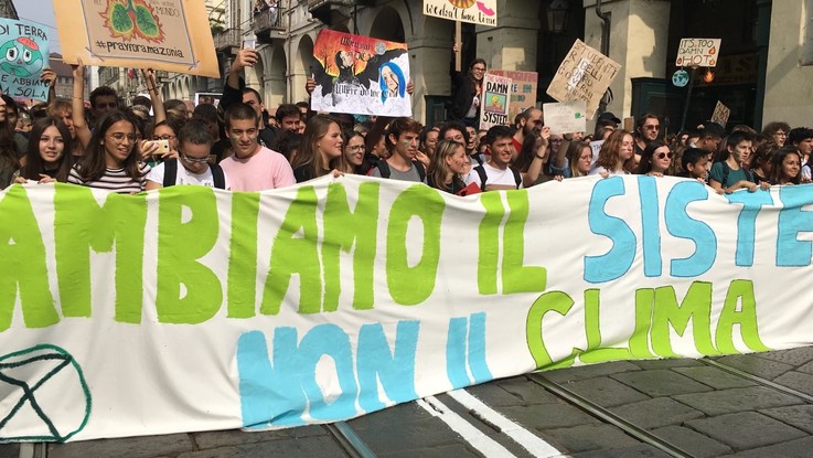 Clima, oggi la terza edizione globale dei 'Fridays for future'
