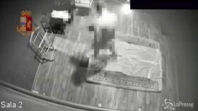 Ancona, blitz contro la prostituzione: ecco come funzionavano i centri massaggi