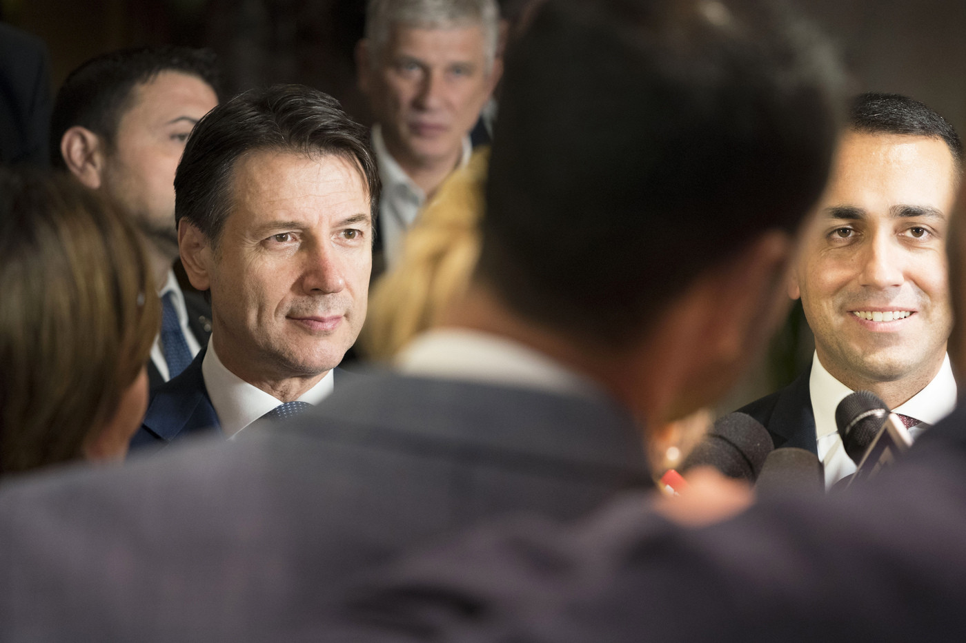 IVA, LA MINACCIA M5S: “SE AUMENTA IL GOVERNO SALTA”