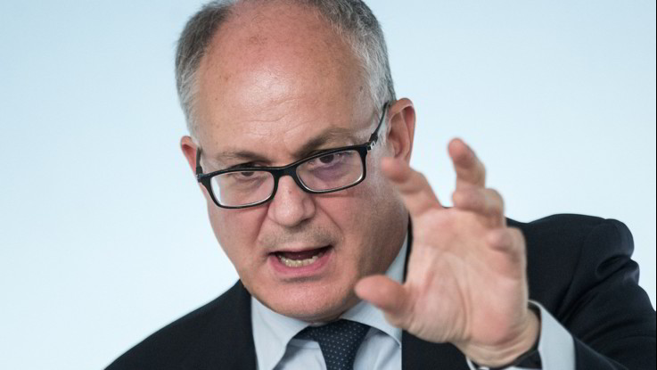 Gualtieri: "Abbiamo ripreso l'Italia per i capelli. Nel conto del Papeete anche il danno dei mini bot"