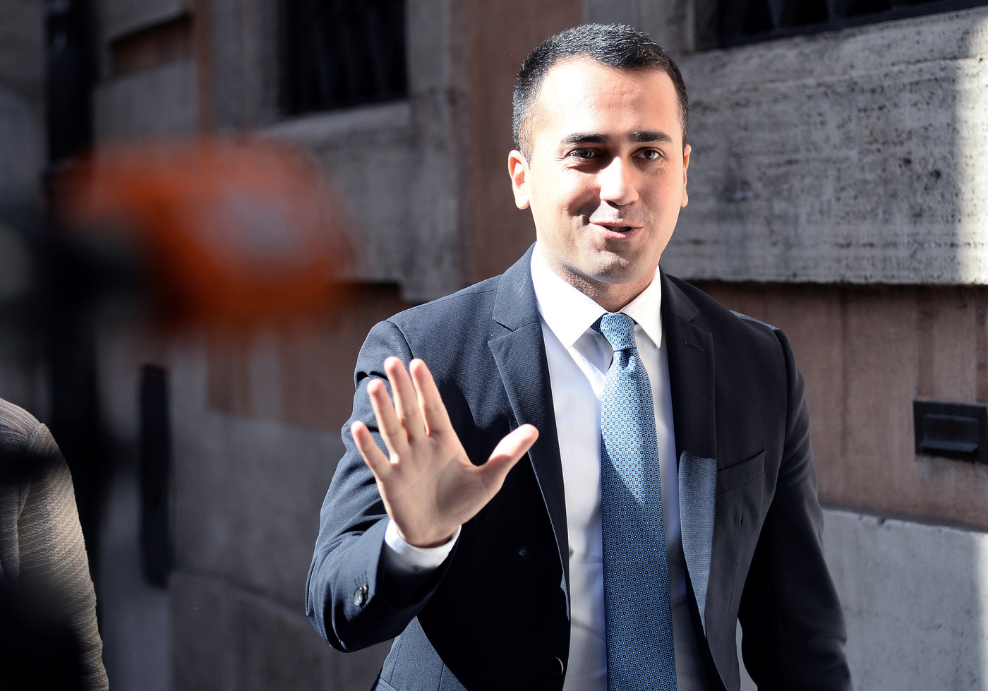 Migranti, arriva il decreto Di Maio per rimpatri pù sicuri