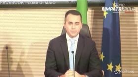 Migranti, Di Maio: “Rimpatri in 4 mesi”