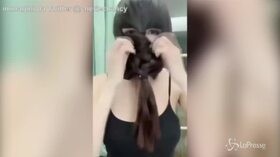 Hong Kong, maschere vietate: in rete il tutorial per realizzarla con i capelli