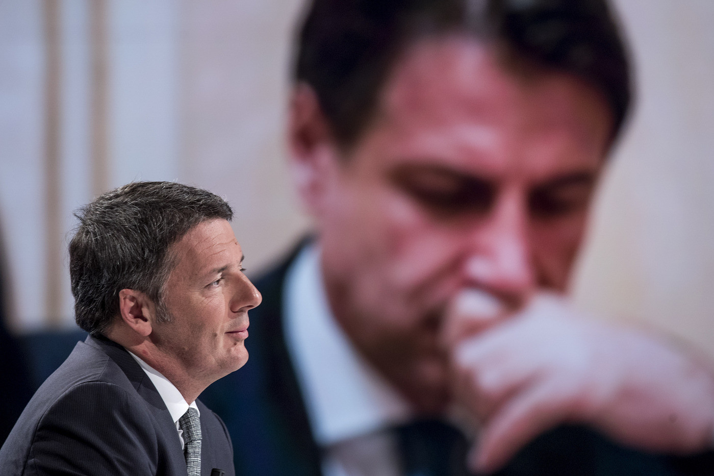 Orlando-Renzi: botta e risposta. Poi l’ex premier a Conte: “Chiarisca su Barr in Italia”