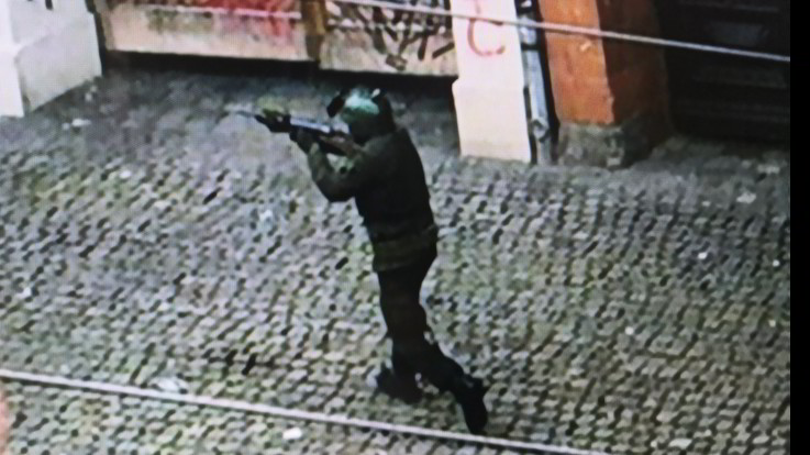 Germania, sparatoria di fronte a una sinagoga ad Halle: 2 morti : "Matrice di estrema destra"