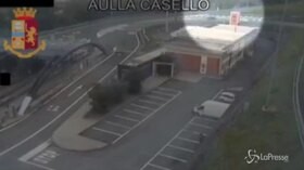 Contromano sulla A15, 8mila euro di multa a un giovane versiliese