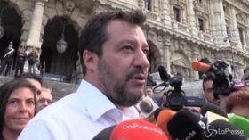 Migranti, Salvini replica a Lapo Elkann: “ha la stessa credibilità di un gabbiano”