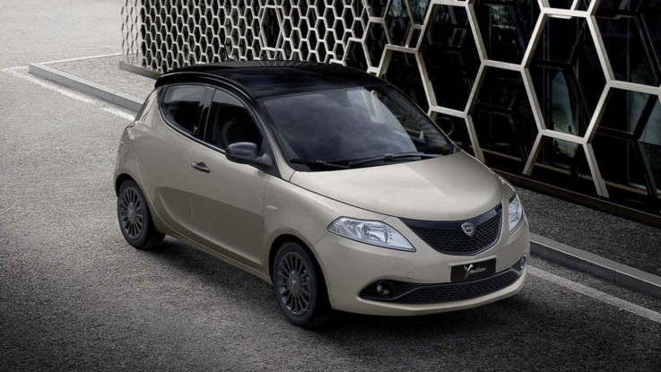 Debutta Lancia Ypsilon Monogram: la nuova firma della fashion city car