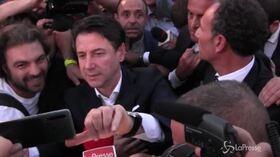 Conte alla festa per i 10 anni dei 5 Stelle: applausi e cori da stadio