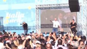 Italia 5 Stelle, cori da stadio per Di Maio alla kermesse grillina
