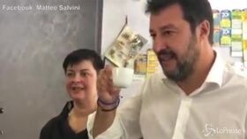 A Bastardo Salvini fa il barista: “Ho un futuro”