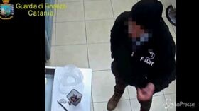 Tassi fino al 2000%, arrestati due presunti usurai a Catania