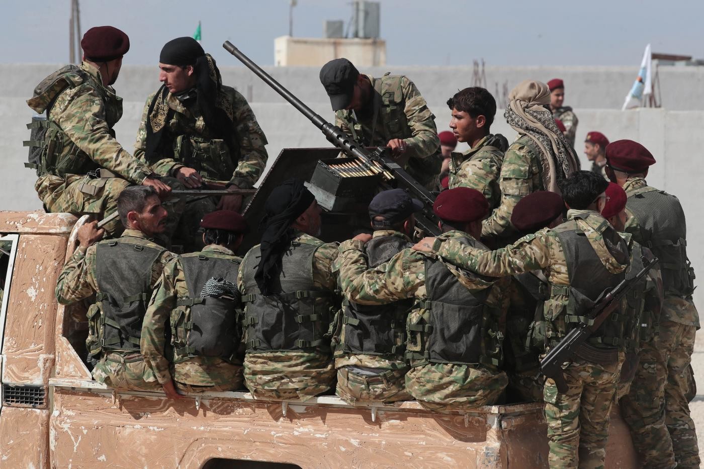 La tregua americana in Siria. Accordo per fermare l’offensiva anti curda. Accuse ad Ankara: utilizzate armi chimiche