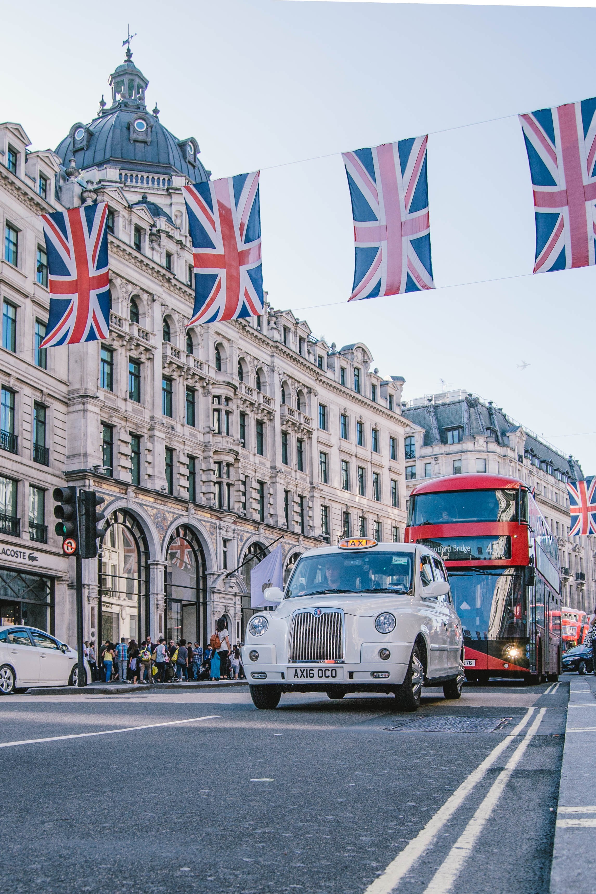 Brexit, trovato accordo in extremis: ma ora occhi puntati su Westminster