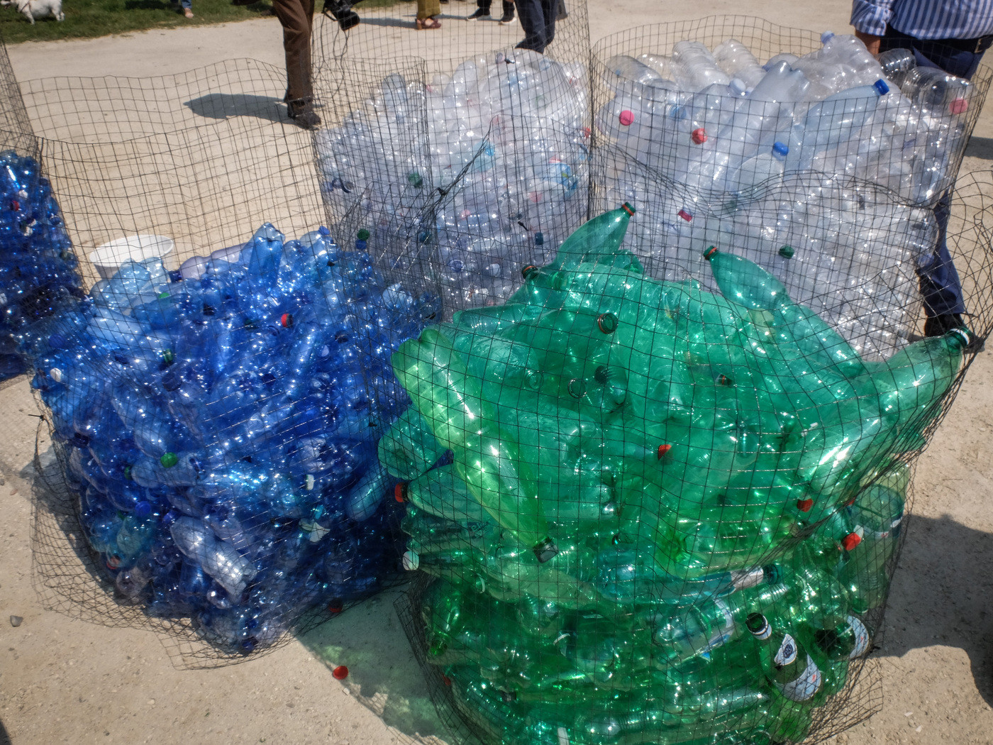 Le novità della manovra: tasse su bibite e scuole guida, esenzioni per plastiche bio – SCHEDA