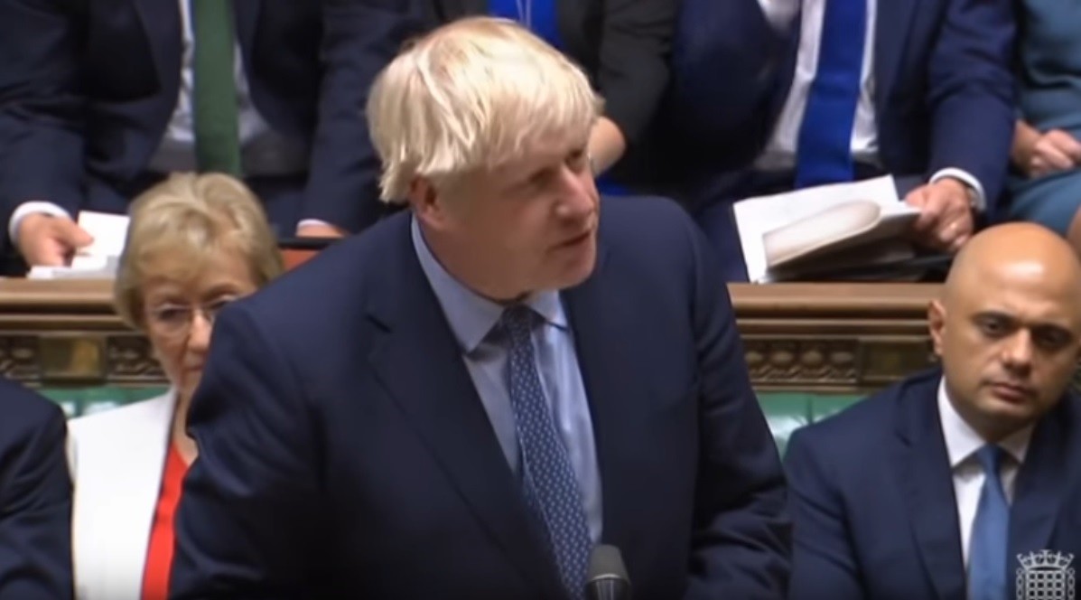 Brexit, le 3 lettere di Londra all’Ue. Boris Johnson spinge: Fuori il 31/10