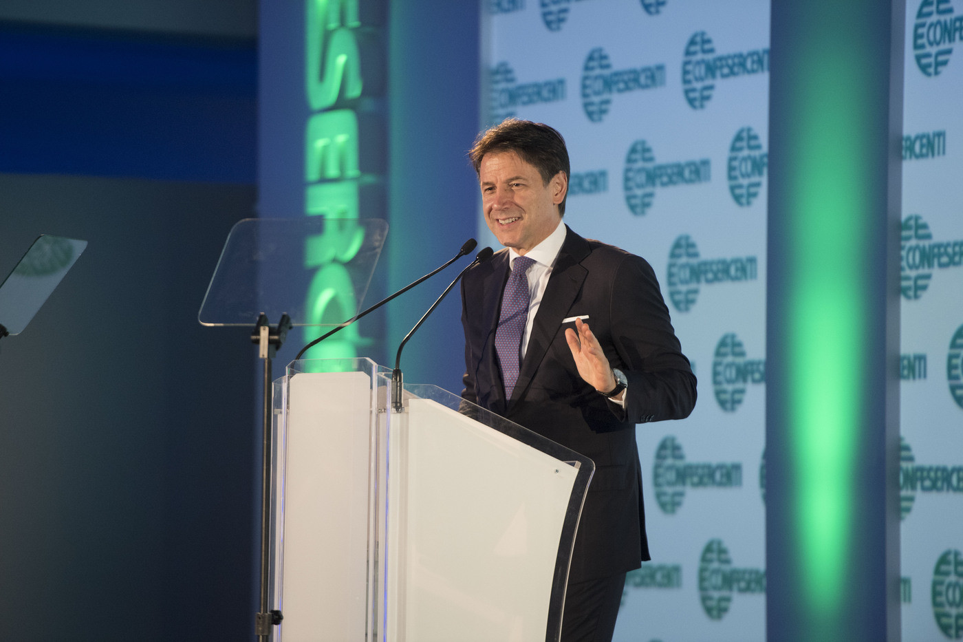 Manovra, Conte: “Trovata sintesi nell’esecutivo. La Ue? Normale interlocuzione”