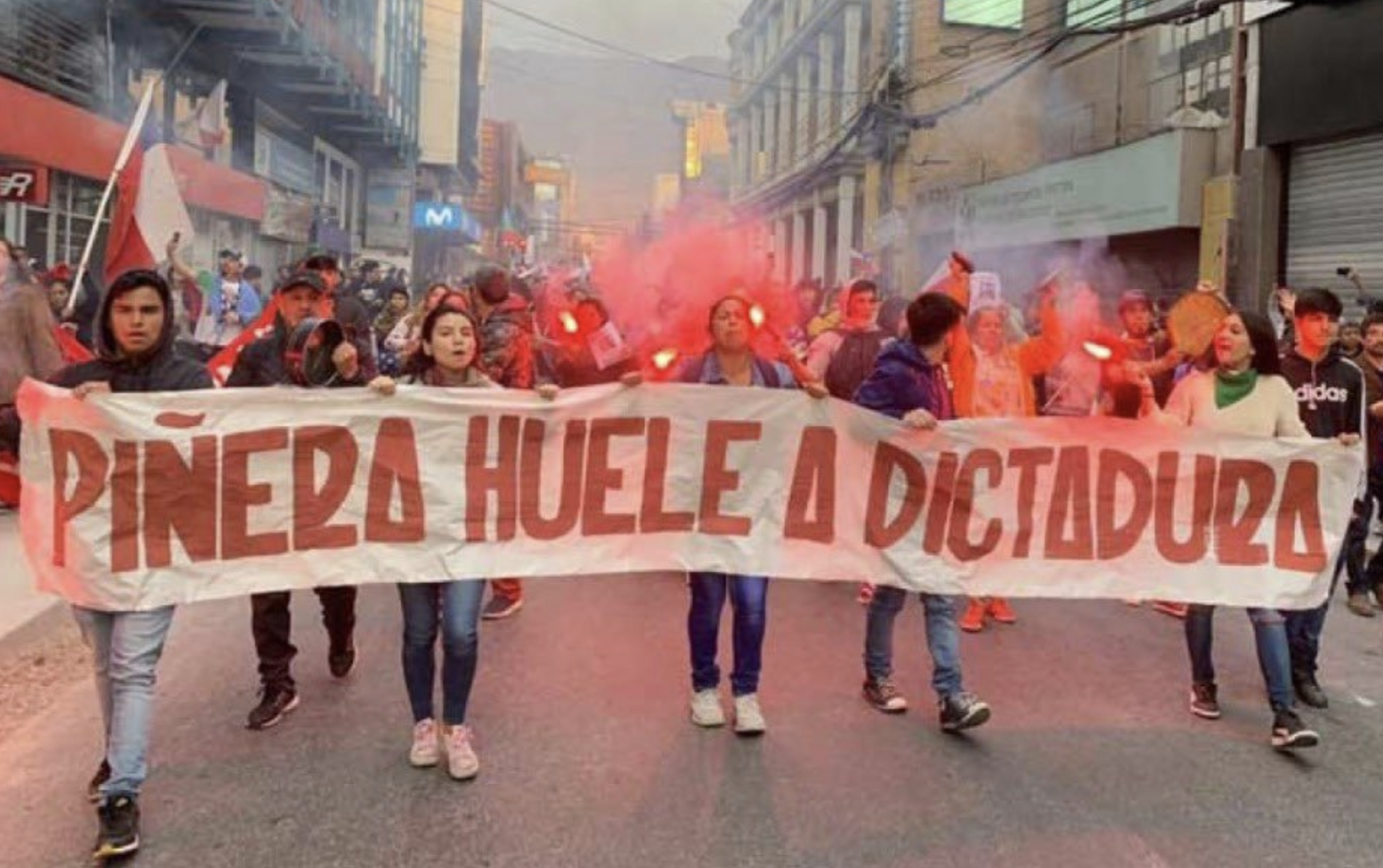 La richiesta di perdono di Pinera non ferma i manifestanti. Sciopero generale oggi e domani