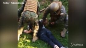 Cile, sono quasi venti i morti. La brutalità dell’esercito sui manifestanti: i video in rete