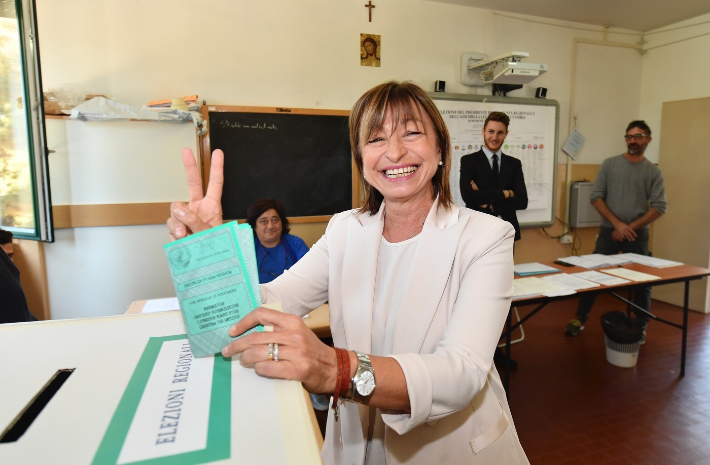 Umbria, centrodestra a valanga. Salvini: “Governo ha ore contate”