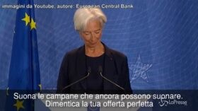 Bce: Lagarde lo omaggia citando Cohen e Draghi si commuove