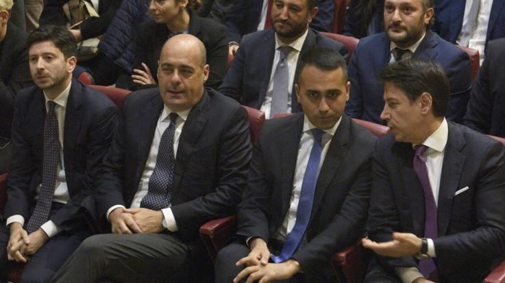Conte prova a ricompattare il governo. M5s in fibrillazione, Orlando: "Siamo a un bivio"