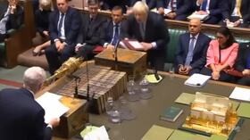 Gb, bocciata mozione di Johnson di elezioni anticipate. Sì Ue a proroga Brexit